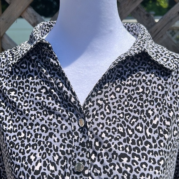 Anne Klein Cheetah 🐆 Print Top Size Medium - Picture 3 of 7